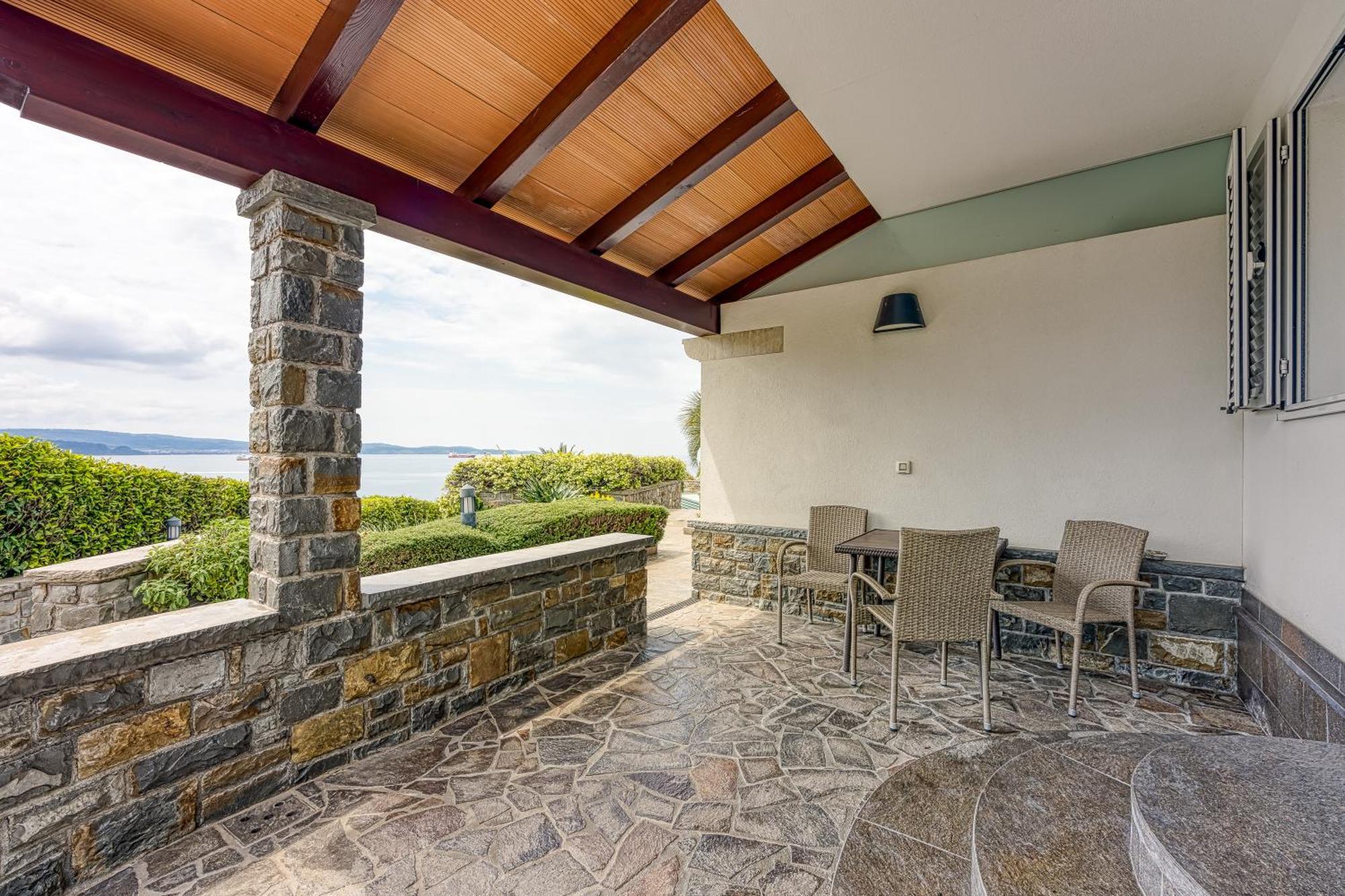 Debeli Rtic Apartments - Happy Rentals Ankaran Extérieur photo