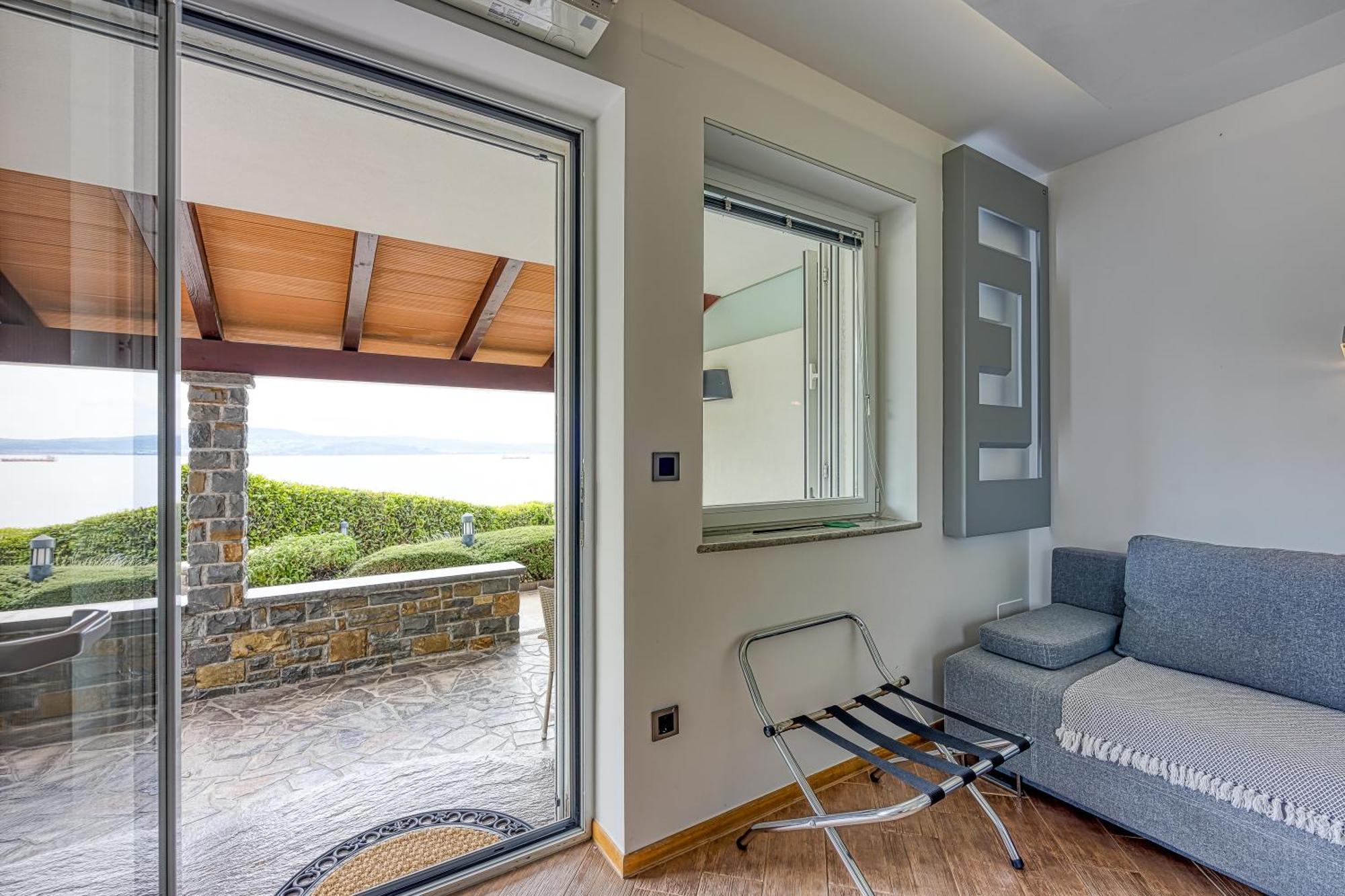 Debeli Rtic Apartments - Happy Rentals Ankaran Extérieur photo